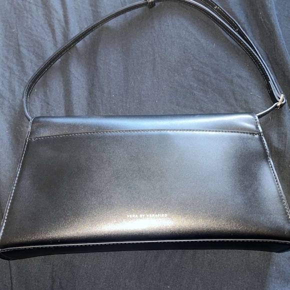 Allure shoulder bag - Picture 8 of 10
